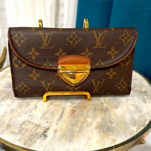Louis Vuitton the Iconic Monogram long bifold wallet
